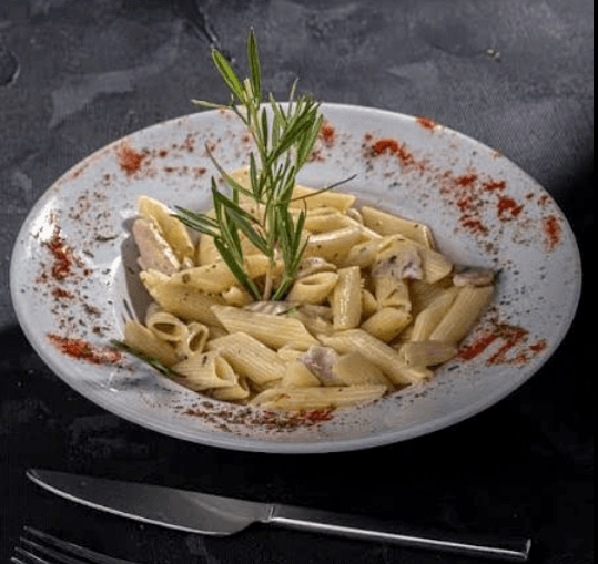 Mantar soslu penne