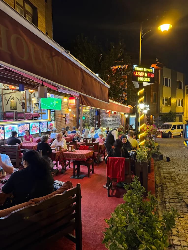 Traditional Turkish restaurant atmosphere at Şirvan Sofrası in Sultanahmet
